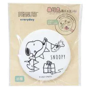 Snoopy Coloring Can Badge (Small) Garland